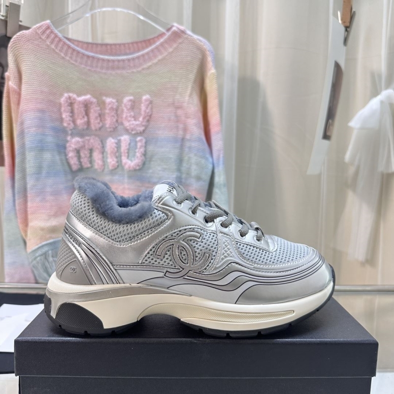 Ch**el sport shoes